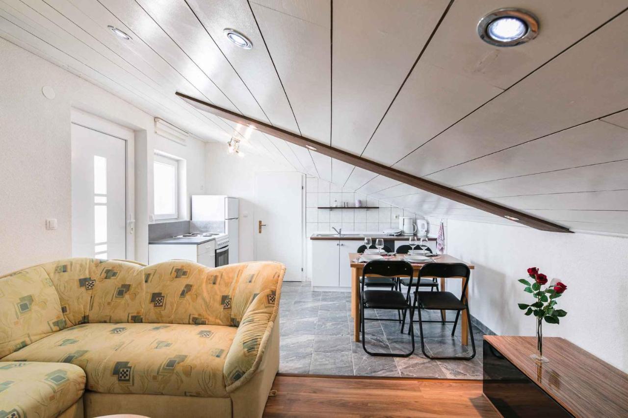 Apartment In Crikvenica 39210 المظهر الخارجي الصورة